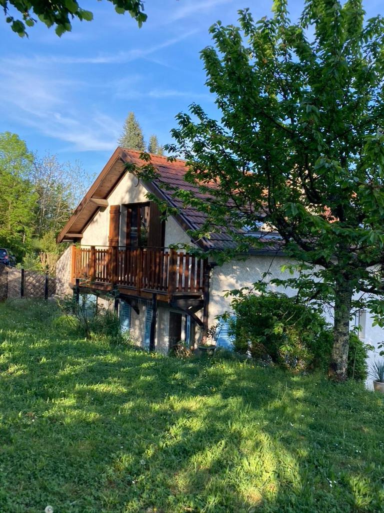 Sous Le Bon Toit Bed and Breakfast Belley Buitenkant foto