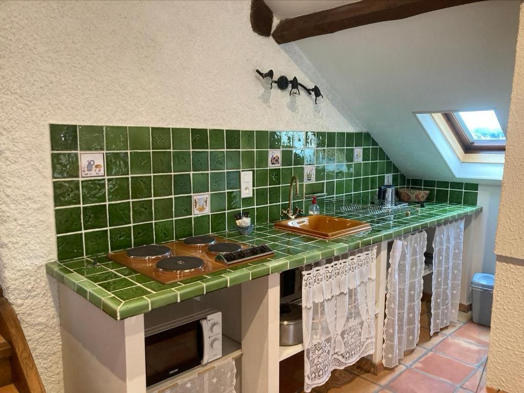 Sous Le Bon Toit Bed and Breakfast Belley Buitenkant foto